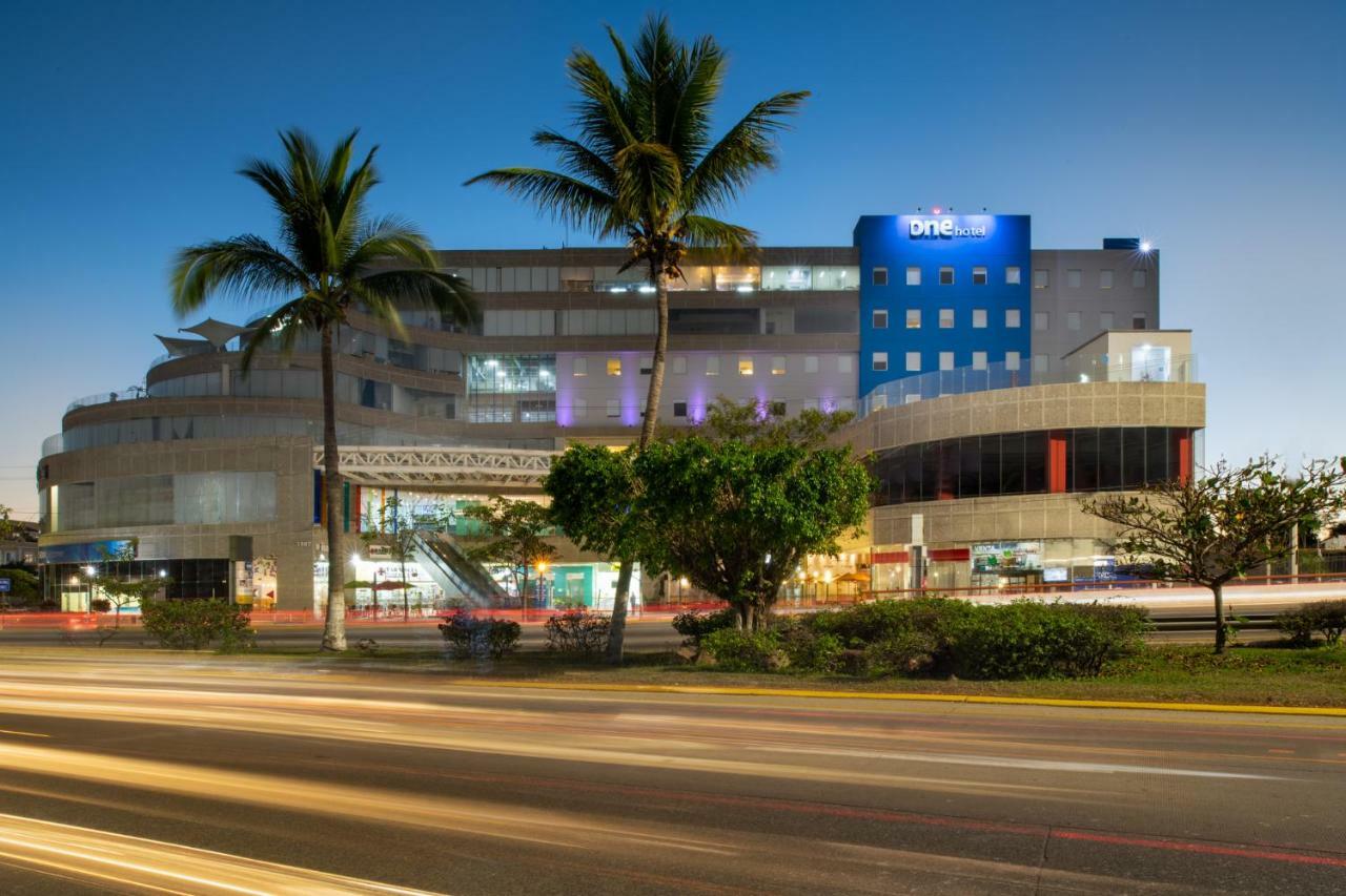 One Puerto Vallarta Aeropuerto Hotel Exterior foto